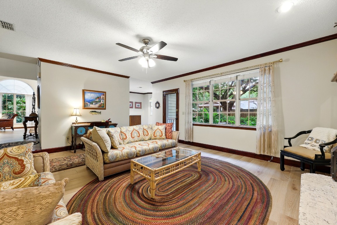 1917 S LAKESIDE Dr Fernandina Beach, FL 32034