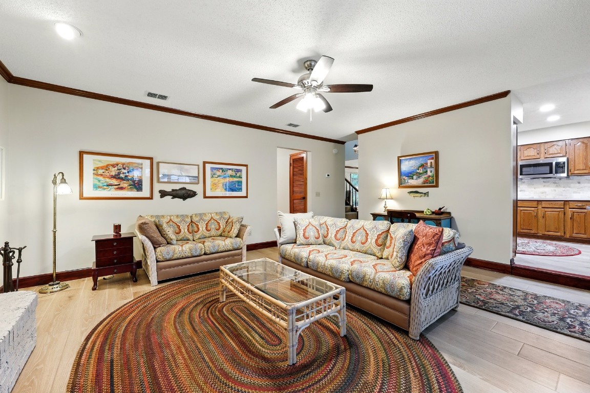 1917 S LAKESIDE Dr Fernandina Beach, FL 32034