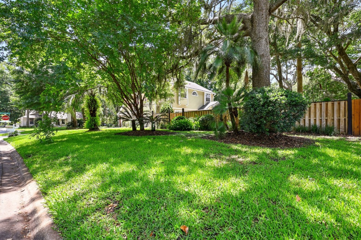 1917 S LAKESIDE Dr Fernandina Beach, FL 32034