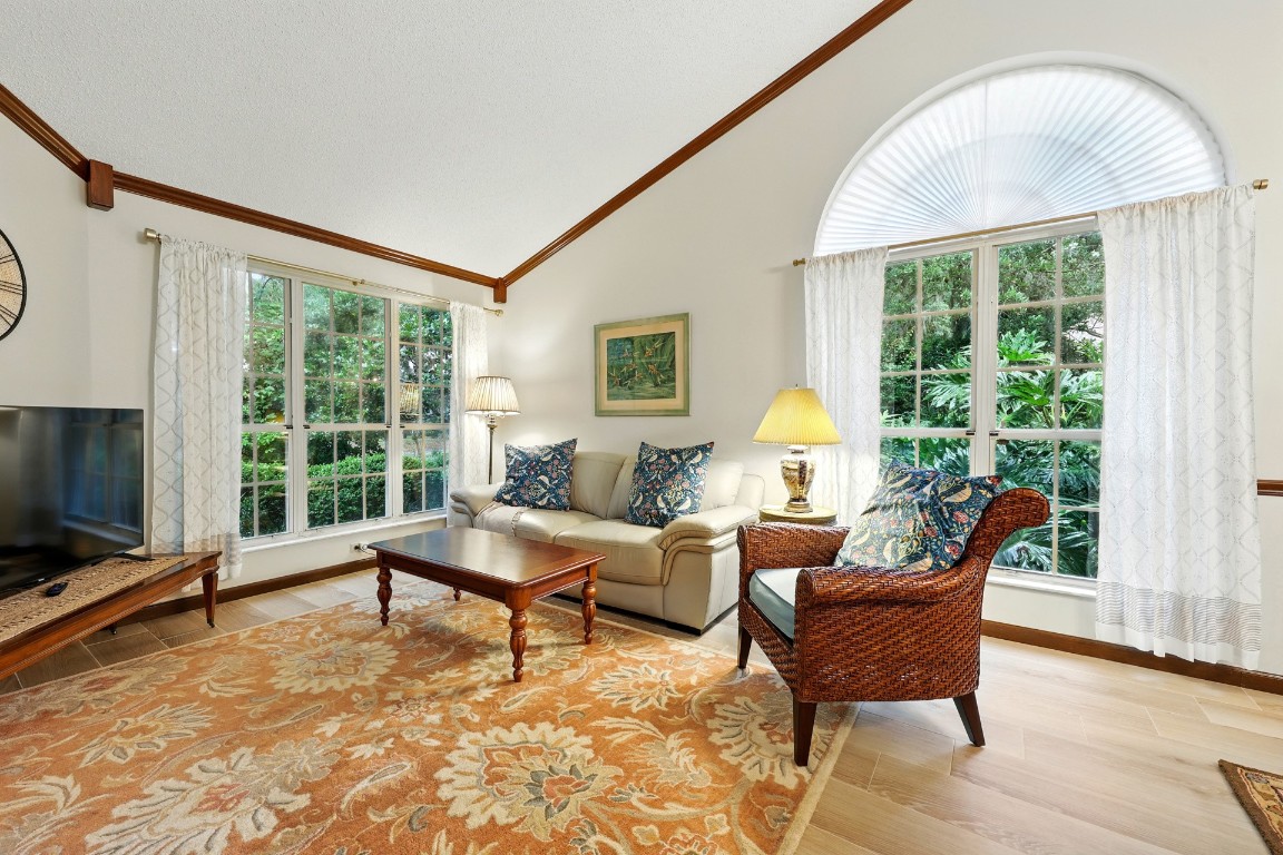 1917 S LAKESIDE Dr Fernandina Beach, FL 32034