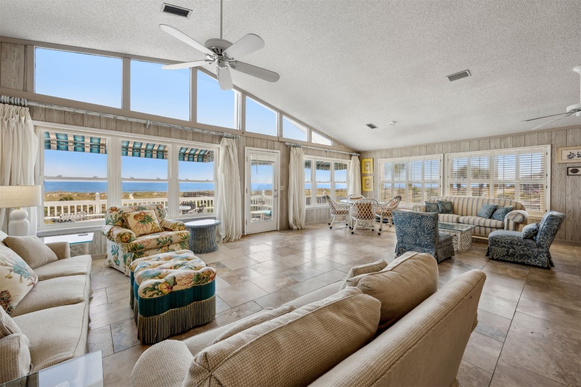 2560 S FLETCHER Ave Fernandina Beach, FL 32034