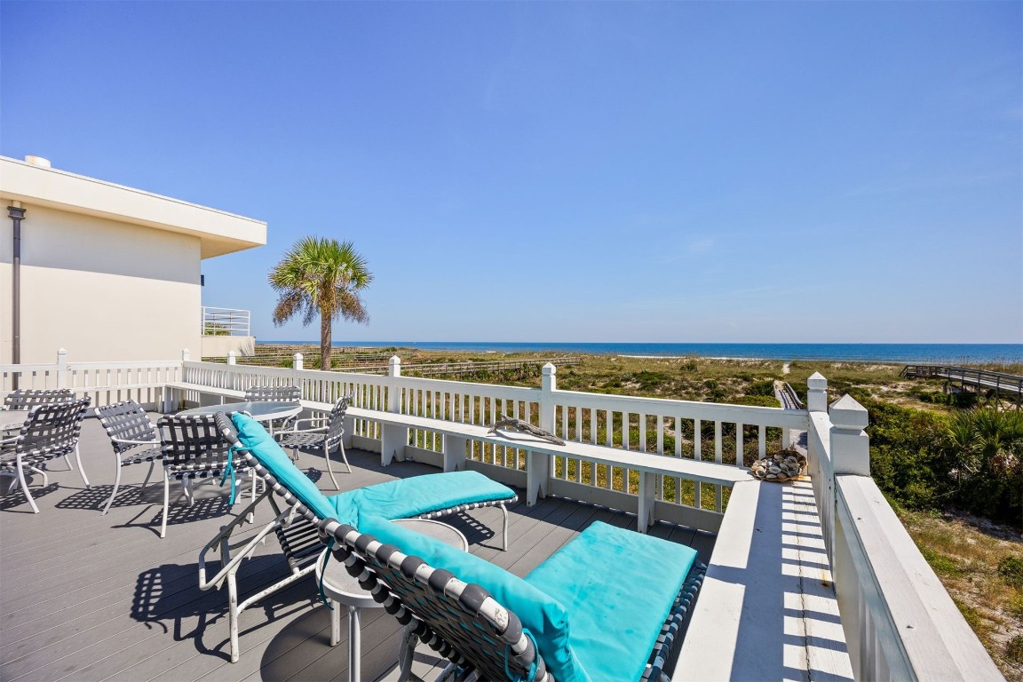 2560 S FLETCHER Ave Fernandina Beach, FL 32034