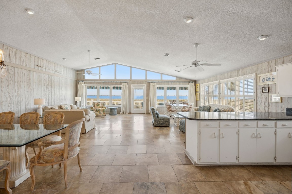 2560 S FLETCHER Ave Fernandina Beach, FL 32034