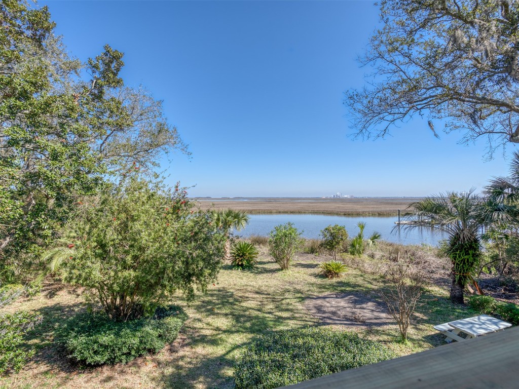 97578 PIRATES POINT Rd Yulee, FL 32097