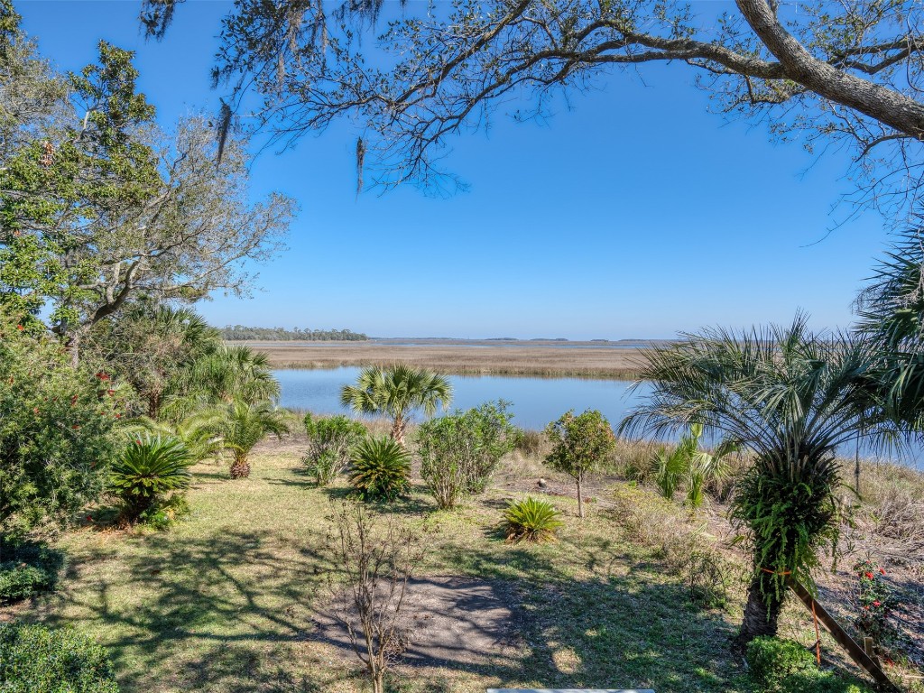 97578 PIRATES POINT Rd Yulee, FL 32097