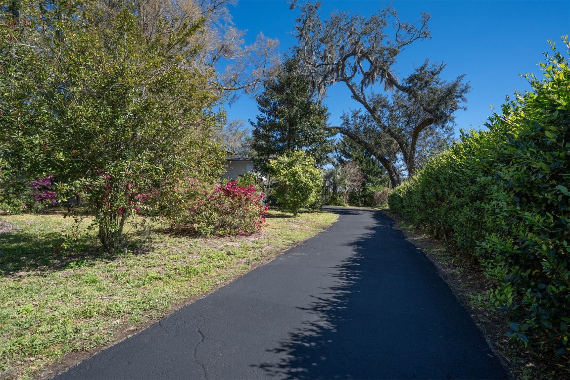 97578 PIRATES POINT Rd Yulee, FL 32097