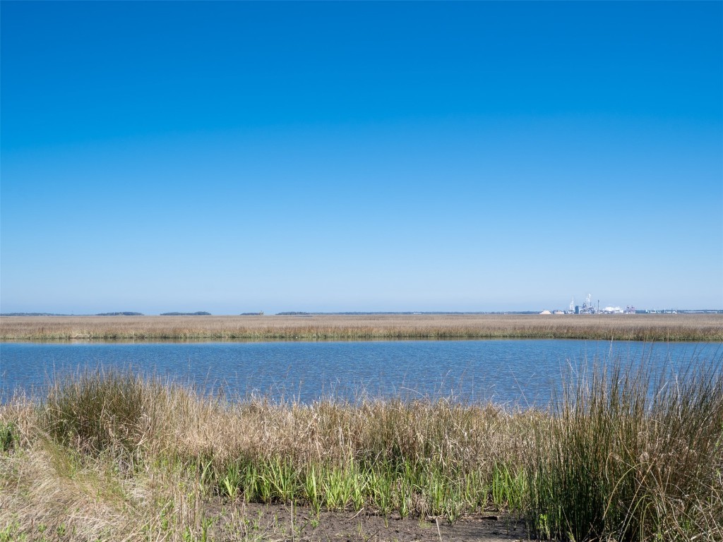 97578 PIRATES POINT Rd Yulee, FL 32097