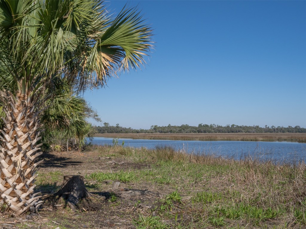 97578 PIRATES POINT Rd Yulee, FL 32097