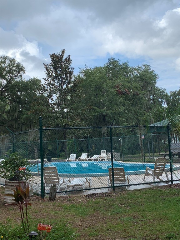 97578 PIRATES POINT Rd Yulee, FL 32097