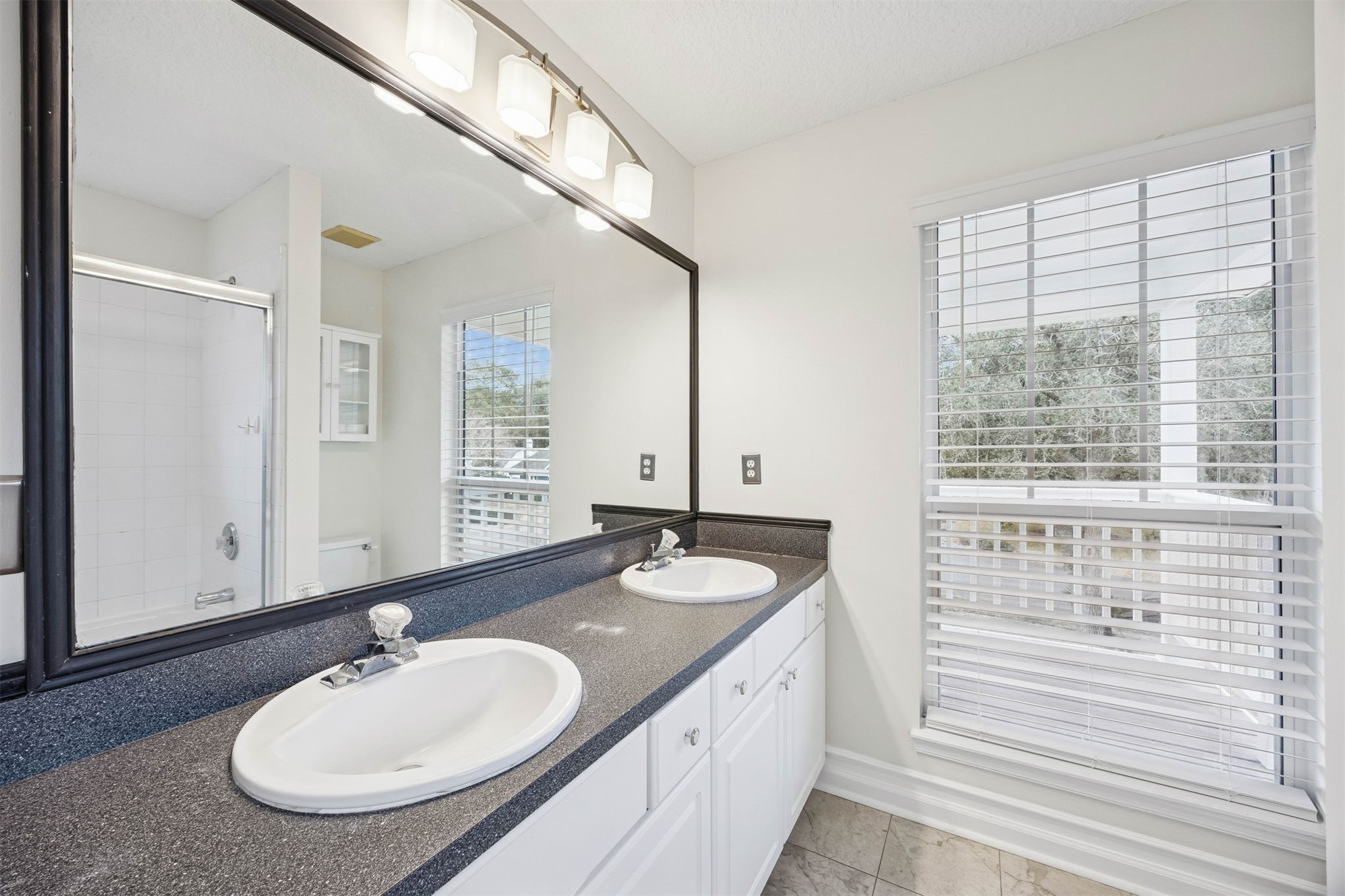 2326 OFF SHORE Ct Fernandina Beach, FL 32034